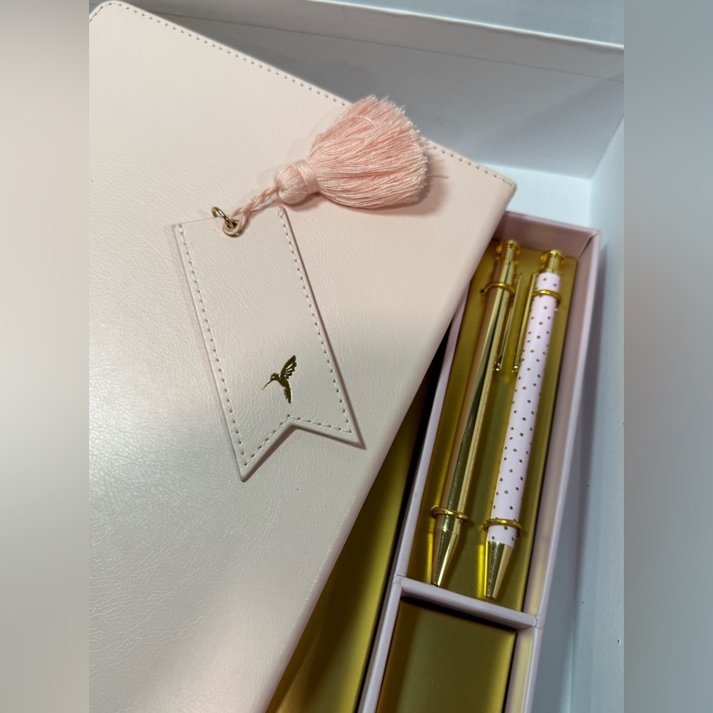 Papyrus Blush Pink Journal Gift Set w/ 2 Gold Pens & Tassel Bookmark – New - Picture 8 of 8